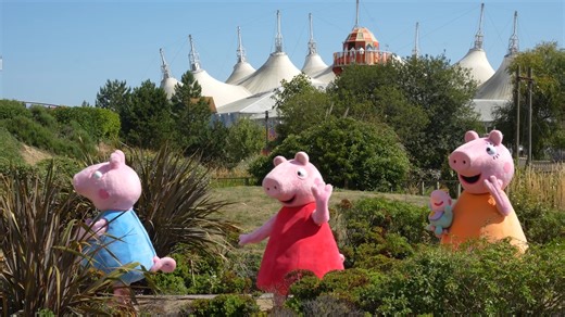 🐷 We've got some squealy great news! Baby Evie will be trotting into the spotlight and making her adorable debut in a brand new Peppa Pig show in 2026! 🤩 #ReadyToButlins Discover more 👉 https://bit.ly/3HRTE4O | Butlin's