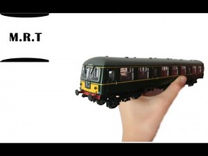 Unboxing The Bachmann 105 DMU