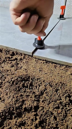 Understanding How a Tile Leveler Works