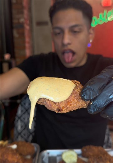 Golden, crispy, juicy in all the right ways 🍗✨This has to be one of the best fried chicken spots… but that banana pudding shake stole the show 🤭🥤 #njeats #njfoodie #njfood #foodiecouple #montclairnj