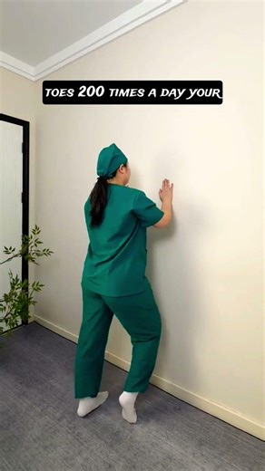 Get a Strong, Straight Posture with This Wall Workout! #PostureCorrection #HomeWorkout #FitLife 🚀