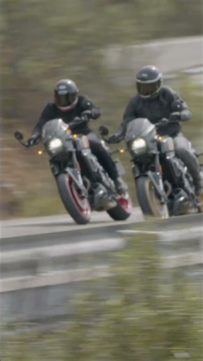 Classic race-inspired design and award-winning performance - 8TT. #Suzuki