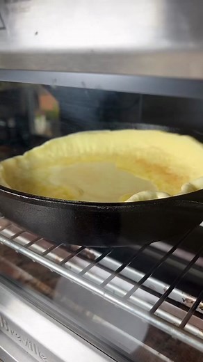 Delicious Dutch Baby Pancake Recipe | Crowd-pleasing Breakfast Idea