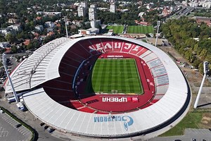 Marakana, nekad i sad: Zvezda se pohvalila izgledom stadiona, pa postavila pitanje navijačima