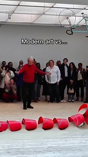 Modern Art vs My Art ❤️🙏 Early BlackFriday deals now available!! ALL PRINTS 40% Off link in bio! 🙌 Thank you for all the support