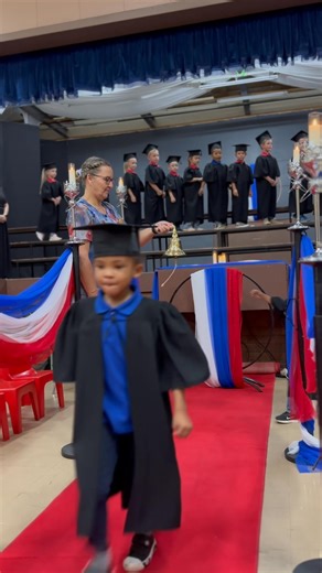 8.9K views · 127 reactions | Ons graad R maats het hulle eie klokseremonie gehad…hulle is nou amptelik reg vir graad 1! | Lichstraaltjie Kleuterskool | Facebook