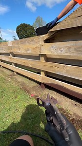 Premium Chocolate Brown Fence Painting Services 🐻🟤 Contact us for a free quote and learn more about our colour options! 📲 | CL Fence Painting Specialists