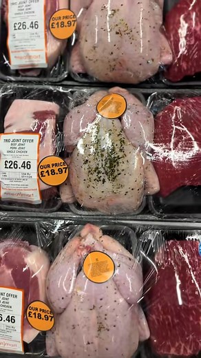 It’s National Roast Dinner Day! There’s no better excuse to enjoy a proper Sunday roast. Take a look at our roasting packs and joints top-quality, great value, and service you can rely on. Pop in and make your roast dinner one to remember! #NationalRoastDinnerDay #SundayRoast #ShopLocal #QualityMeat | Meat Mart - Wigan