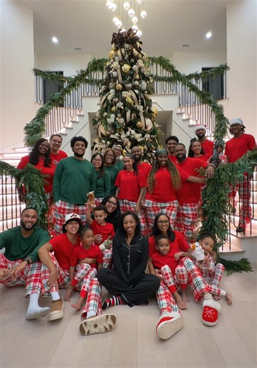 Christmas with the Henry’s 2025❤️🎄 (and yesss an even longer vlog is coming on Tony’s YT page!!!)