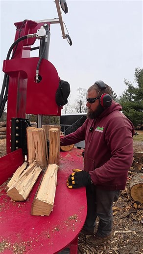 #splitting #maple #firewood #vertical | maple