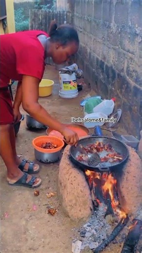Frying my Christmas goat meat