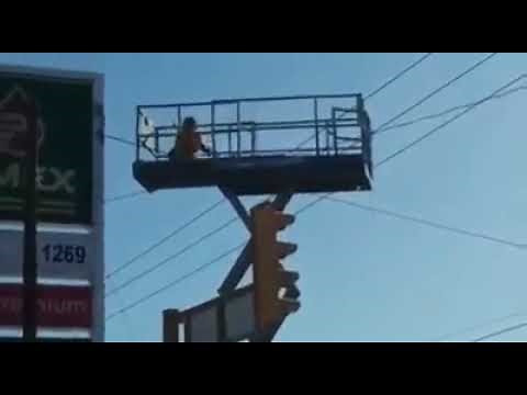 Accidente personal con riesgo eléctrico en plataforma elevadora