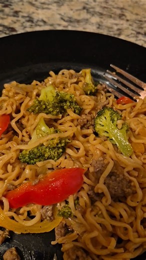 ground beef Ramen stir fry
