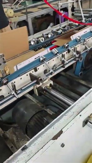 Custom Paper box and bags from Vision #factoryproducts #machine #packagingsolutions