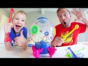 Father & Son PLAY FLYING PIGS GAME! / Catch The Most Or Lose!