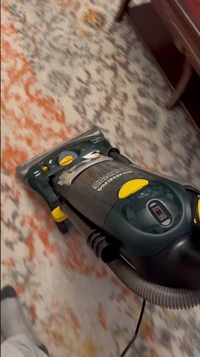 Quick run with the eureka the boss smart vac