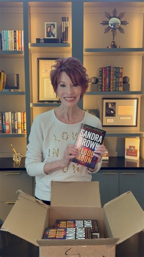 A little unboxing for you!! | Sandra Brown