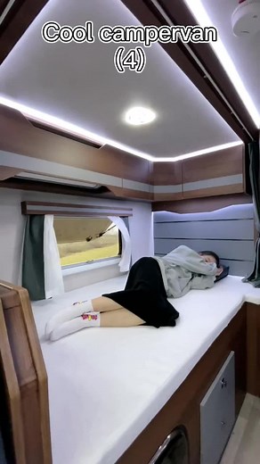 Spacious Caravan Beds for Ultimate Comfort
