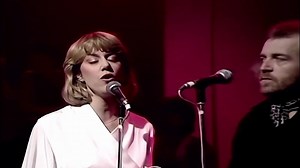 1982 《Up where we belong》 - Joe Cocker & Jennifer Warnes 出自《An Officer and a Gen