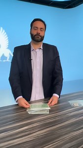 Printed in 1861, it was one of the very first “Demand Notes” ever issued by the United States — the earliest form of paper money that could be redeemed in gold or silver. These rare notes marked the birth of modern U.S. currency and today, high grade examples like this can sell for a fortune. A true piece of American financial history. 🇺🇸 | Stack's Bowers