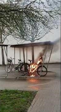 E-Bike-Akku fängt Feuer – wie gefährlich sind E-Bikes?