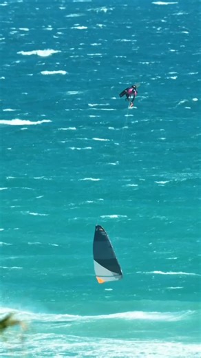 Adriaan Louw on Instagram: "What would you score this? 👀 📸 @xin_kitesurfer @rrdwatersports @rrd @redbullza #rrdwetsuits #robertoriccidesigns #rrdkites #rrdwatersports #kitesurfing"