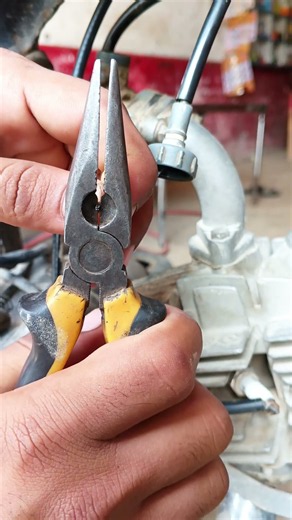 Bike Accelerator Cable Toot Gayi? | Throttle Cable Repair Ka Easy Tarika | Mechanic Tips