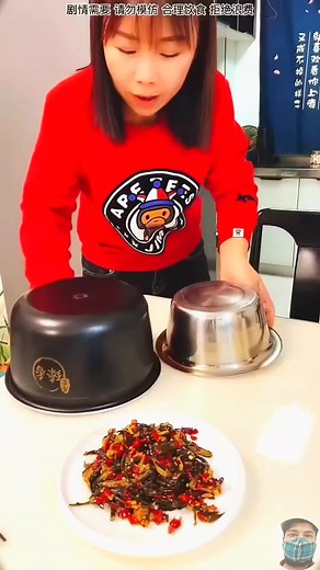 Most Spicy food eating challenge #facebookreel #virals #FacebookPage #view #eating #BOOMchallenge #reelsfbシ #reelschallenge #kitchenrecipies #recipe #mukbangers #husband #explorepage | Chilli Eating Challenge