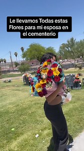 1.4M views · 43K reactions | Llevamos todas estas Flores para mi esposa en el cementerio #parati #paratiiiiiiiiiiiiiiiiiiiiiiiiiiiiiii #ParaTiii #foryoupageシ #foryouシ #foryoupagereels #viralpost2024 #fypviralシ #fylpシ #fypシ゚viralシ2024fyp | Peloncito Loco | Facebook