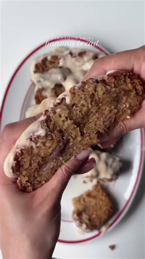 Cinnamon Swirl Banana Bread with Cream Cheese FrostingFor the banana #food