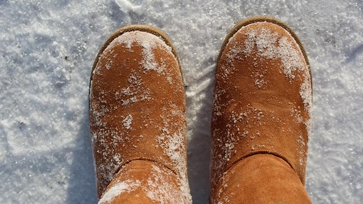 Above-freezing snow explained: A cool look at a warm phenomenon