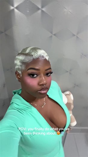 Coming into the New Year with no regrets! Book @Jessica❤️ now!!!#platinumpixie