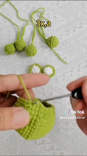 Knitting a Frog: A Step-by-Step Guide