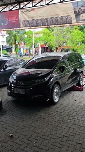 Classy with a retro vibe! ✨