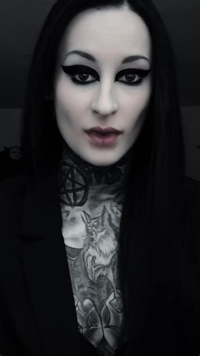 Exploring Gothic Tattoos and Alternative Art