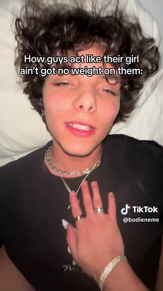 How Guys Act: No Weight On Their Girl | Comedy Video