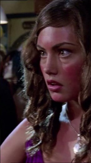 What have you done, Lewis?? 😂🧜#h2ojustaddwater #h2o