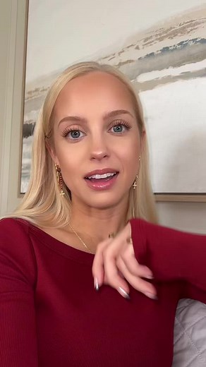 Modesty isn’t just about avoiding inappropriate clothing - it’s also about not seeking attention through flashy trends or putting too much priority on fashion. This is something I do tend to struggle with, but it’s a reminder to keep my focus on God instead of what I wear. What are your thoughts??👑 #modest #modesty #modestfashion #christianfashion #christiangirl #christiangirls