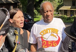 Bill Cosby Angers High School Class President By Wearing Alma-Mater Shirt
