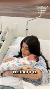 Vicente Fernández Jr y #MarianaGonzález le dan la más amorosa bienvenida a su hija 🤱🏻💖 Despierta America , de lunes a viernes 7A/6C por Univision #ReciénNacido #Familia #Famosos #Clippeo #DespiertaAmérica | Univision
