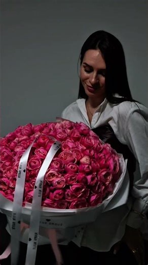 Luxury Flower Delivery in London | Professional Floral Design 💐✨ #romantic
