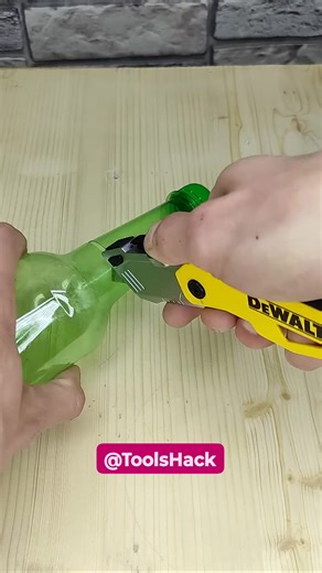 504K views · 3.7K reactions | Electricians won't show you this_ How to easily connect corrugated tubing without electrical tape 六‍️✅ . . . . . . #reelsfb #shortsviral #toolstour #5minutescraft #hacksandtips #5minutecrafts #drillingtools #WorkshopTools #diytools #lifehacks #shorts @topfans | Tools Hack | Facebook