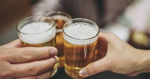 Cerveja promete criar músculos em vez de 'barriguinha de chope': o que ela tem de diferente?