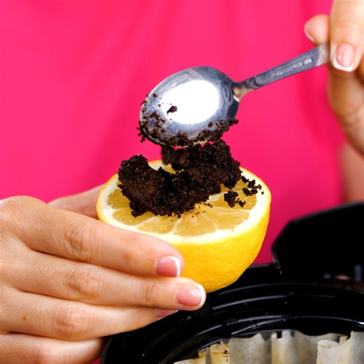 Grandma is back with her old hacks! 👩‍🦳 | 5-Minute Crafts Family