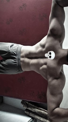 Back me itne cut aagye mumy bol rhi h kaha se pitke aya 🥲