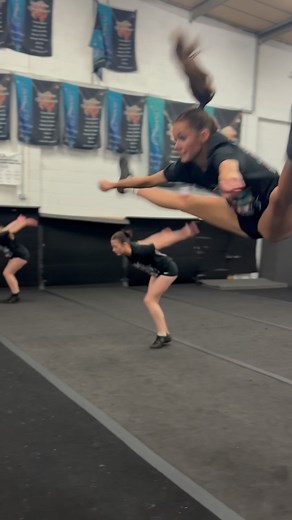#tumblingtuesday Chaos 🤚🏼 are twisting through the week! 🦋 Check out these tumbles! ✨ #level5 #tumbles #aca #cheerleading #season11 #butterflies #tumbletuesday | Aylesbury Cheerleading Academy