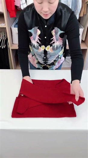 Master the Art of Base Layer Folding & Storage - Expert Tips