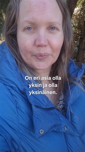 Yksin vai yksinäinen? #QueenAura #auranajatus #yksin #kaveri
