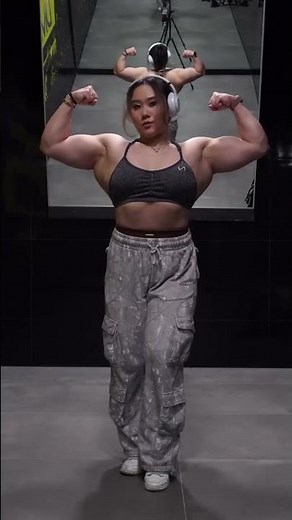 Elaina Gu: SHRED VS BULK #fbb #motivation #bodybuilsing2026