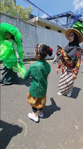 gadis kecil kebaya hijau karnafal purwosari #karnafal #remix #dj #cover #musik #jogetkarnafal